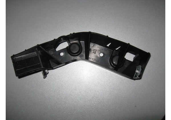 Направляюча переднего бампера ліва Peugeot Partner , Citroen Berlingo , (02-08), 9644734280*